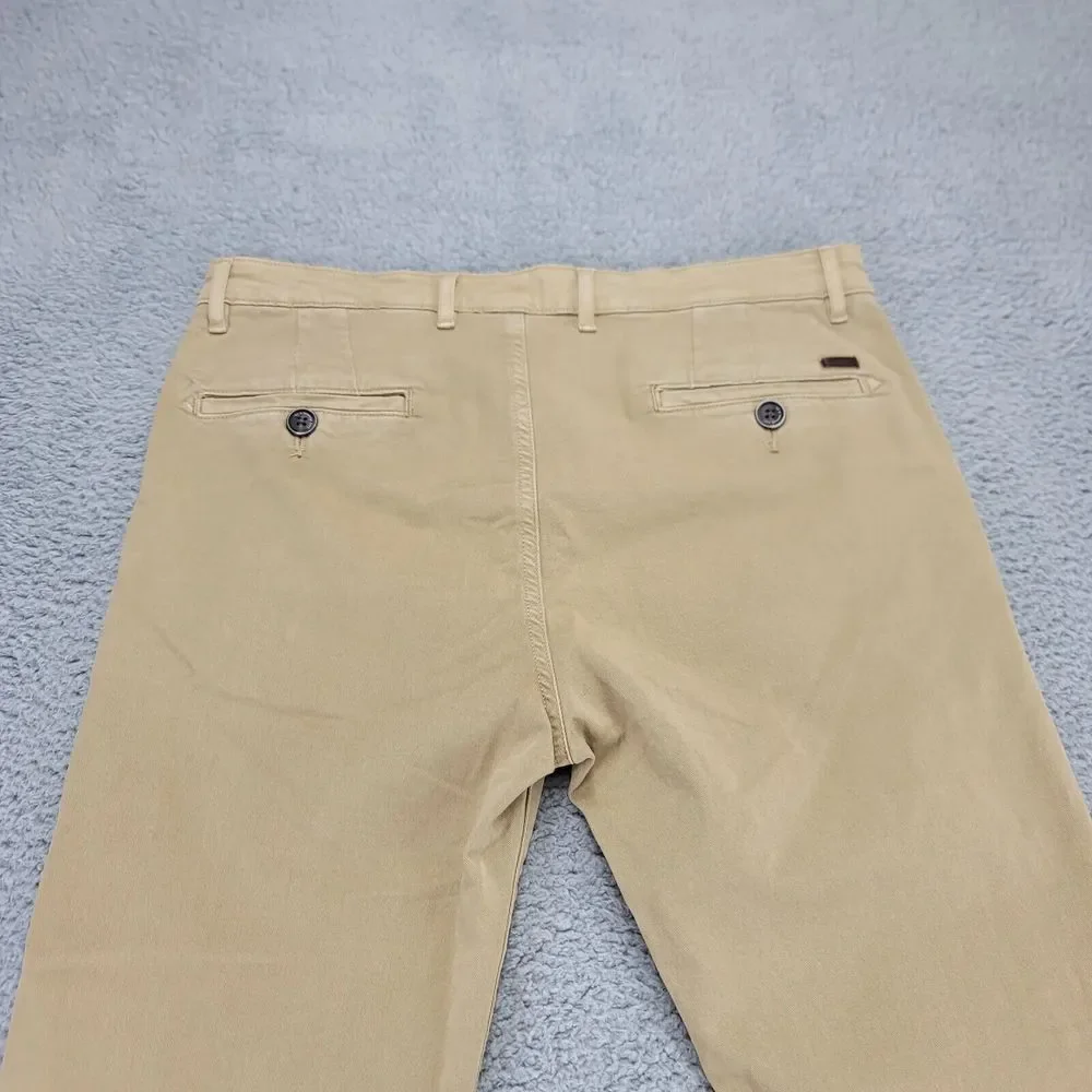 Levis Pants Mens 34x31* Tan Slim Straight Twill Chino Flat Front Stretch Pockets